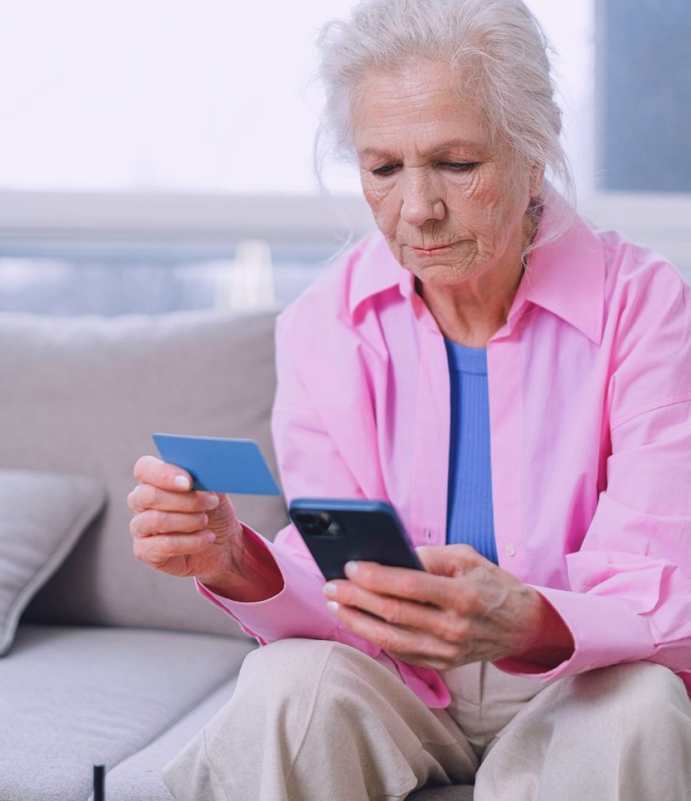 Un lunes con Teresa: su primera transferencia desde el celular